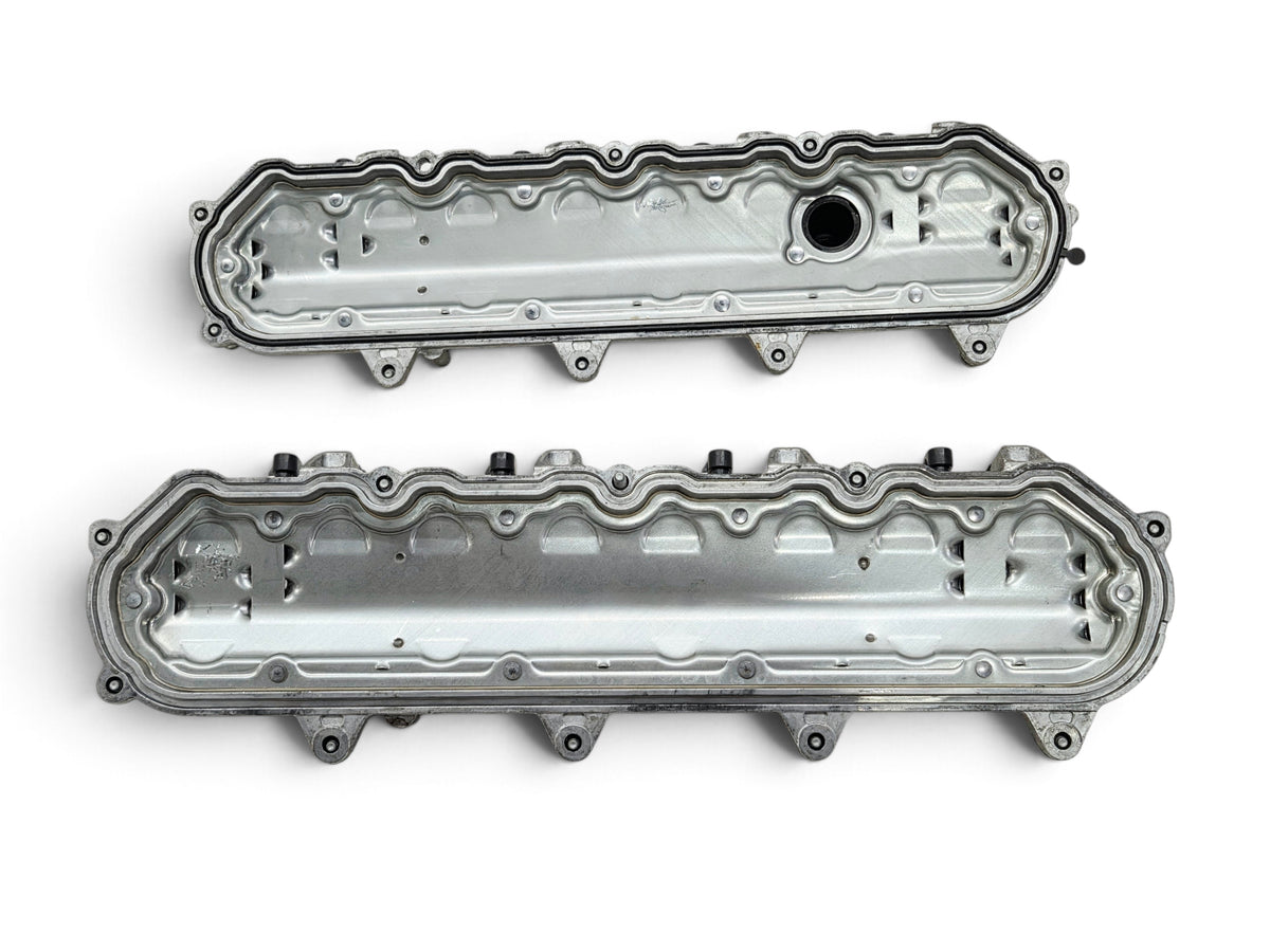 Send it Auto Parts OEM GM Gen V LT4 6.2L V8 valve covers with ignition coils for Camaro and Cadillac models.