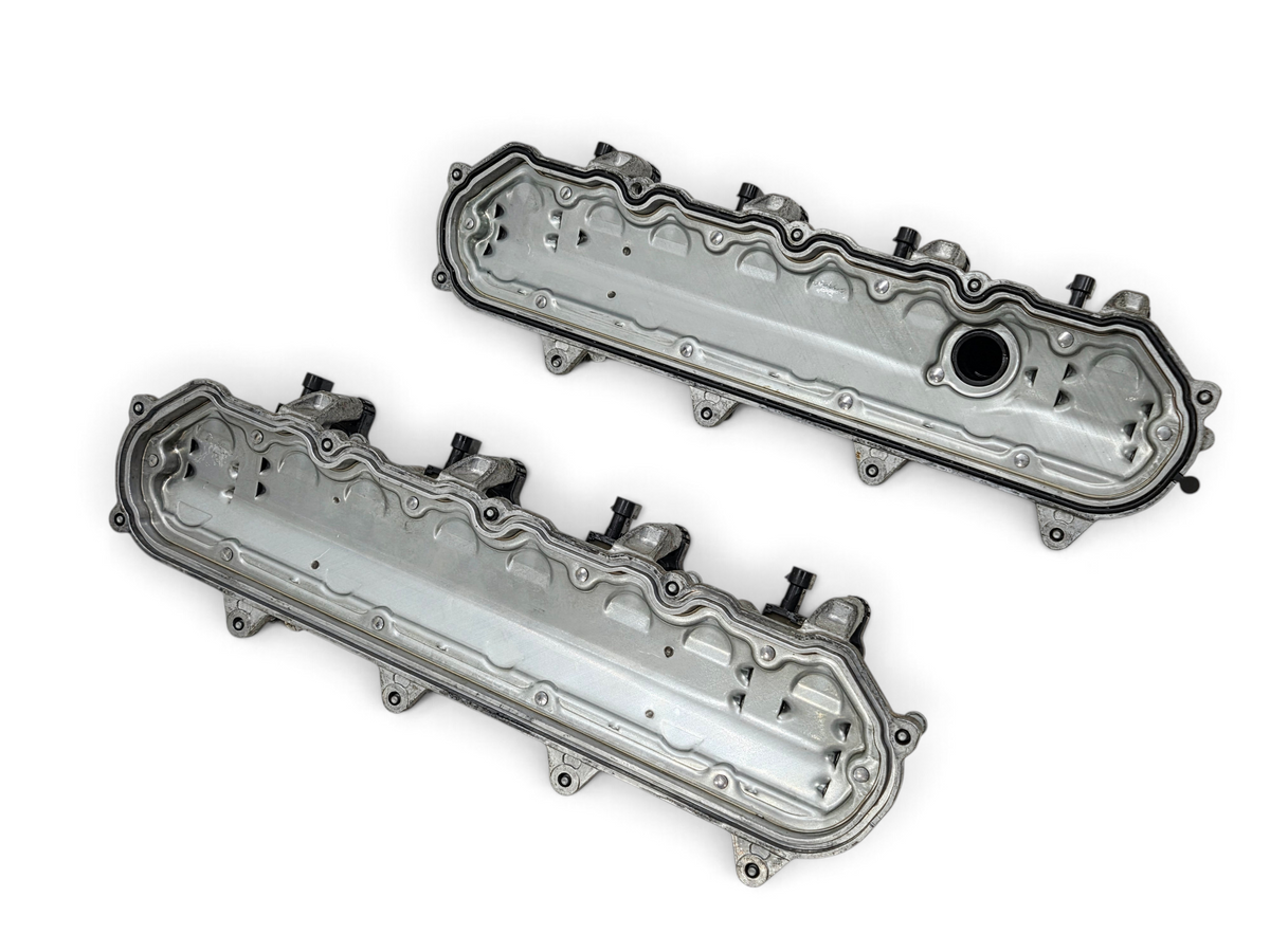 Send it Auto Parts OEM GM 6.2L LT4 valve covers with ignition coils for Camaro and Cadillac V-series engines.