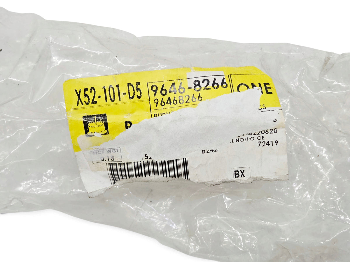 Send it Auto Parts OEM GM rear passenger exterior door handle part 96468266 in original packaging
