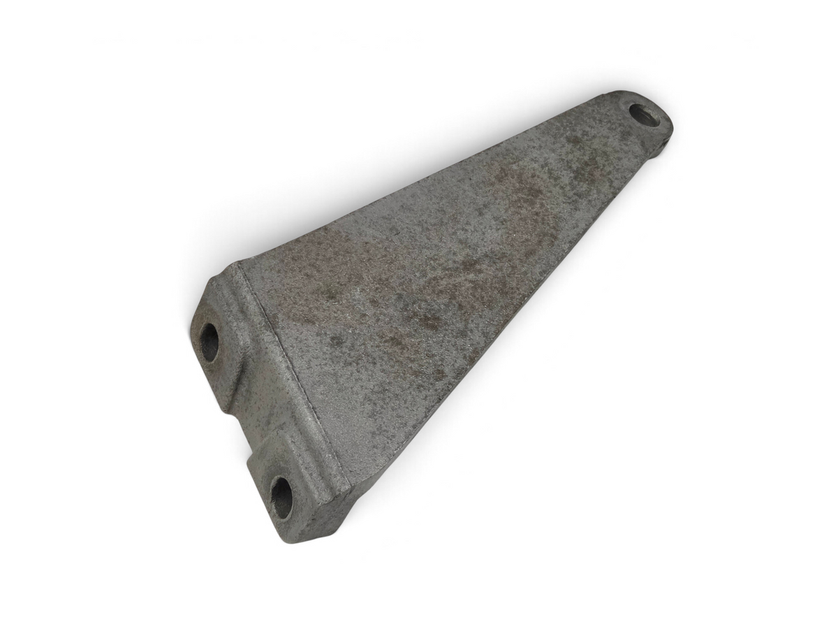 Send it Auto Parts OEM GM rear alternator bracket brace for 2004-2006 Pontiac GTO, metal automotive engine part