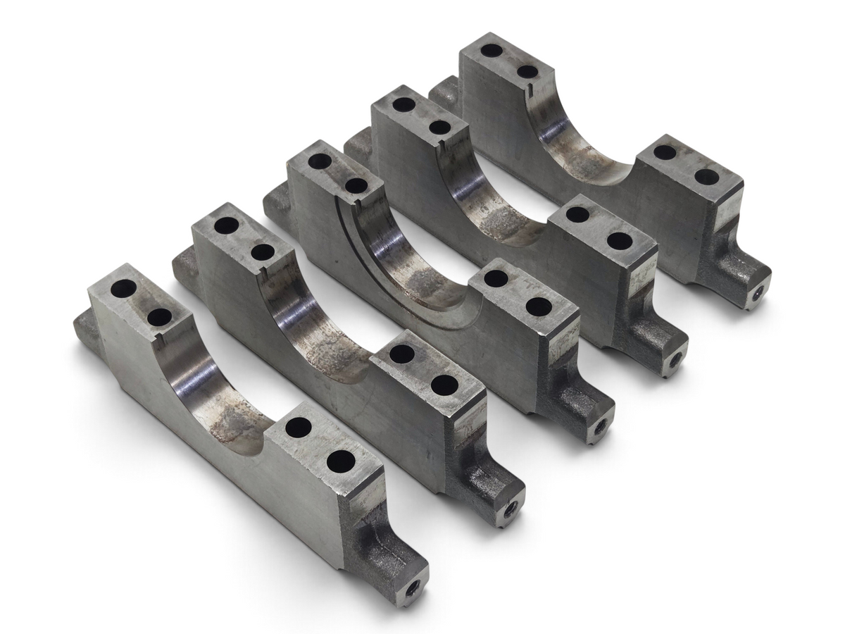 Send it Auto Parts OEM GM 6.2L V8 main bearing crankshaft caps for L86 and LT1 engines, set of five metal components.
